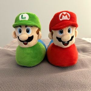 Kid’s Mario & Luigi soft slippers